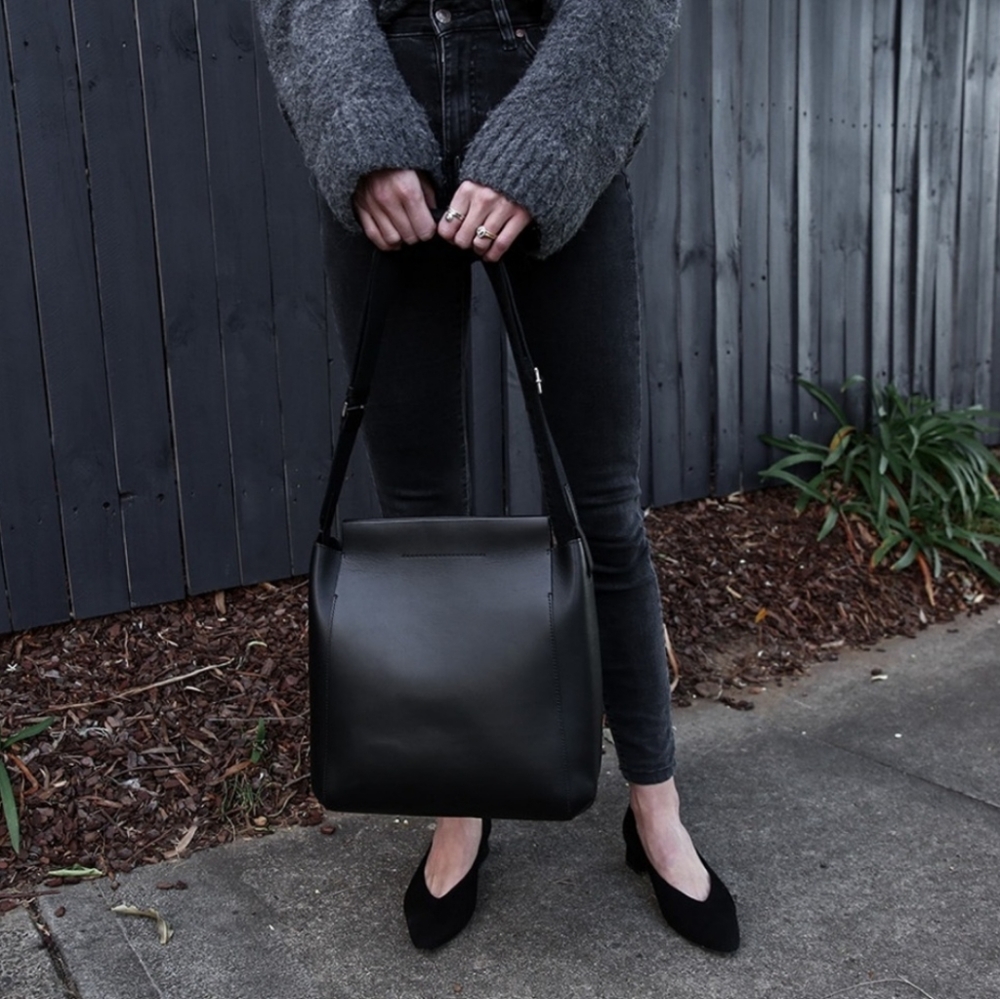 Everlane The Form black leather bag